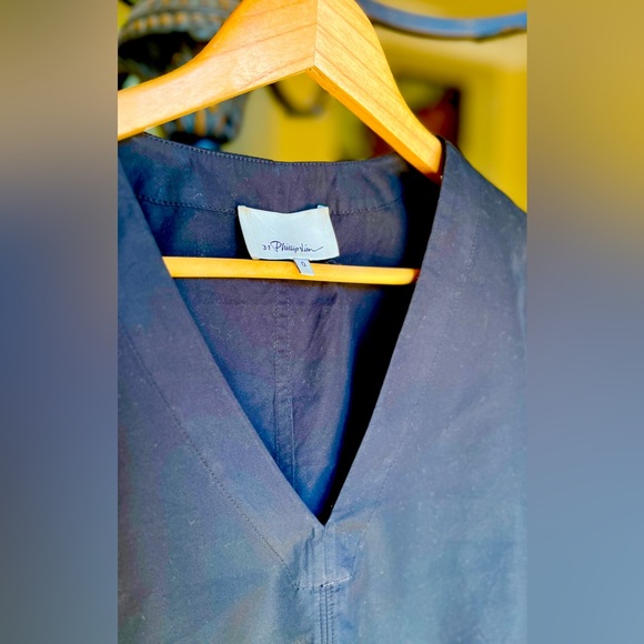 Phillip Lim 3.1 Black Monochromatic Women’s V Neck Top Size XS - Picture 3 of 5